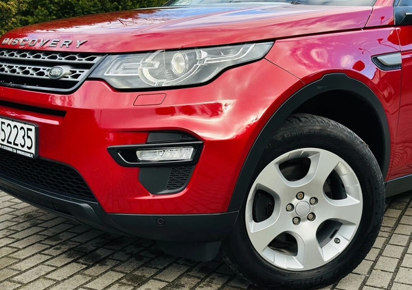 Land Rover Discovery Sport cena 69999 przebieg: 189000, rok produkcji 2017 z Czarna Woda małe 596